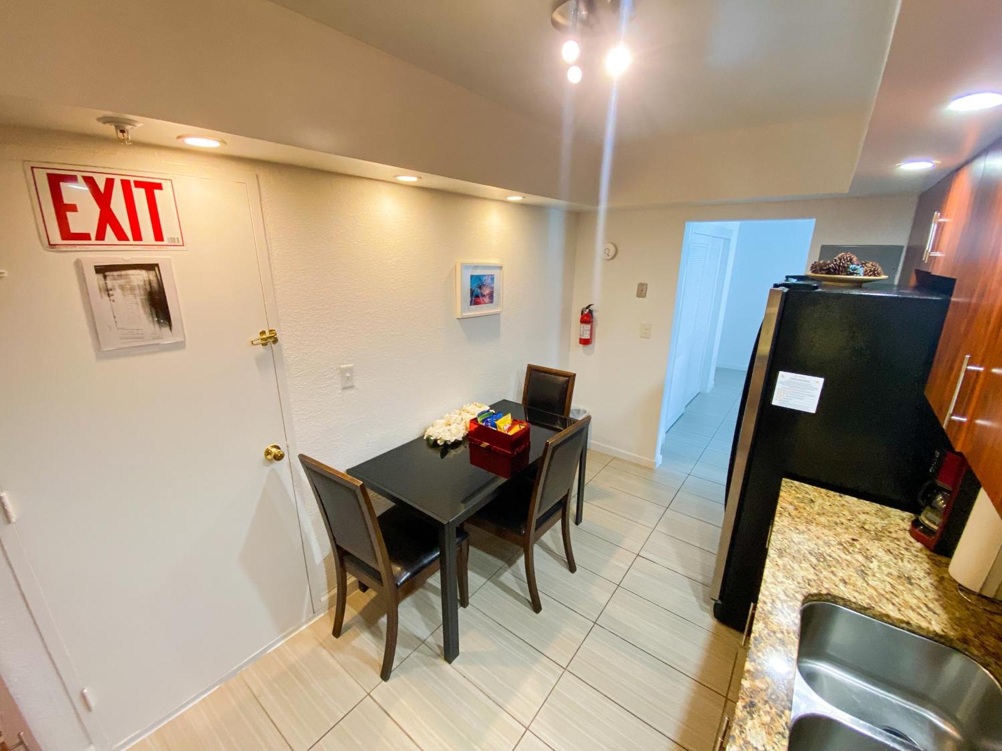 Beach Bliss Steps To Ocean, Pool & Game Room Fun Hollywood Luaran gambar
